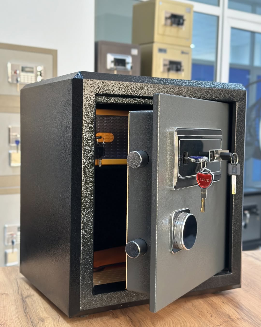 coffre-fort H2-450 & ( Empreinte digitale + double serrure + code tactile )