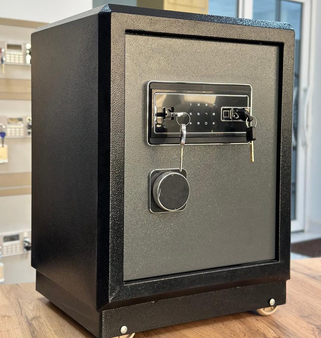 coffre-fort H2-720 & ( Empreinte digitale + double serrure + code tactile )