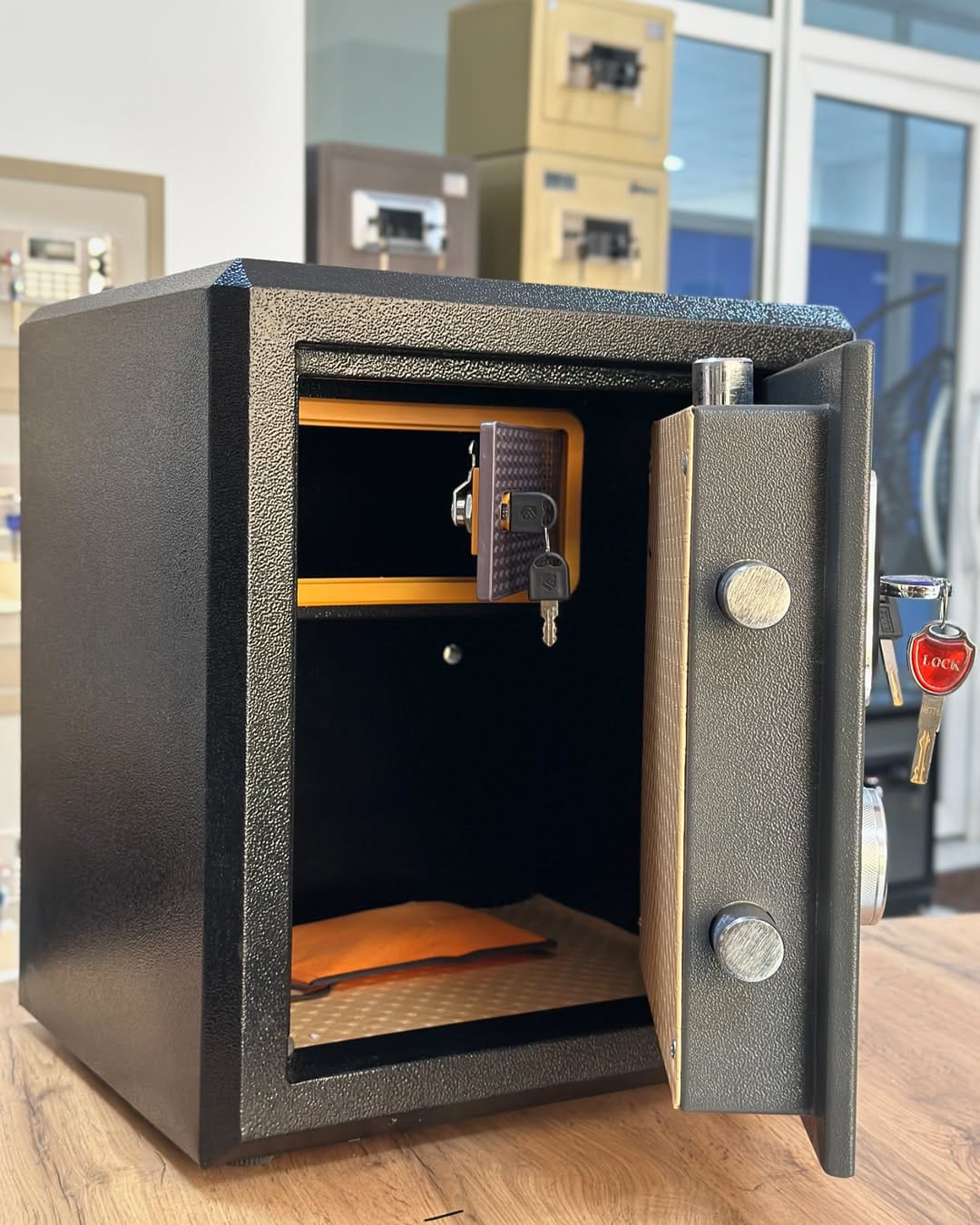 coffre-fort H2-450 & ( Empreinte digitale + double serrure + code tactile )