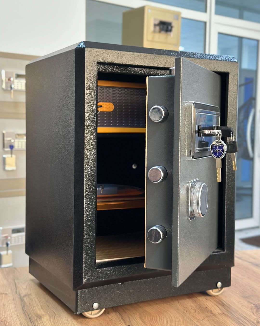 coffre-fort H2-720 & ( Empreinte digitale + double serrure + code tactile )